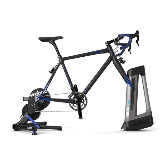 Simulateur de pente Wahoo KICKR CLIMB monté sur un vélo
